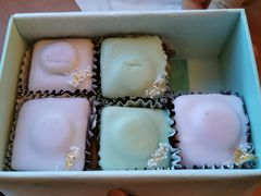 -The Diamond Jubilee Tea Salon at Fortnum & Mason