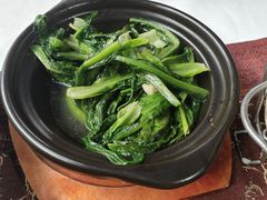 -刘姐啤酒鱼民族演艺餐厅(西街总店)