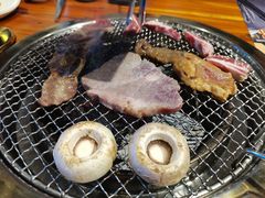 -万兴佳烤肉·长白山老味道(宏泰广场店)