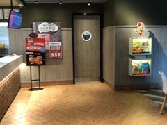 -肯德基(湾畔店)
