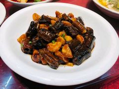 板栗蒜子焖黄鳝-翠山·映月湖景餐厅(映月湖公园店)