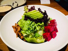 牛油果蔬沙拉-必点海鲜·鲅鱼水饺(鞍山西道店)