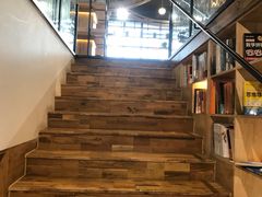 -新华书店(解放中路店)