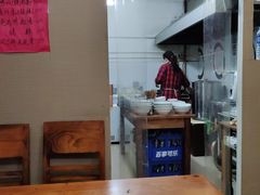 大堂-上海特色小笼店(铁岭路90弄小区店)