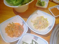 -唯成•韩国炭火烤肉 유성고기