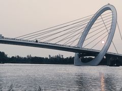-南京眼步行桥