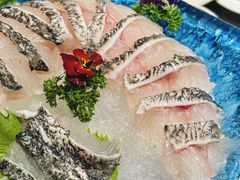 -鲜入唯煮·港式海鲜牛肉火锅(金宝街店)