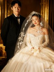 -雪中彩影婚纱摄影·微光艺术中心