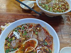 -遵义虾子张六羊肉粉(普陀路店)