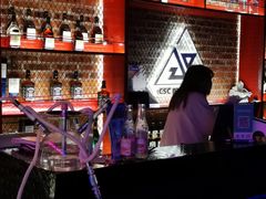 -UP嘻哈酒吧(粉巢店)