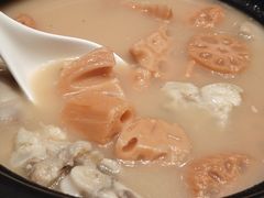 -景月阁空中食府(希尔顿酒店)