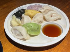 全家福手工水饺-黄鱼炙夜·烧烤·小龙虾(世茂缤谷店)
