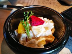 凤梨虾球-穹六人间 people 6(岳阳路店)