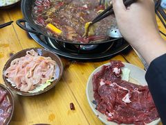 -黄潇洒老火锅(九眼桥宏济巷店)