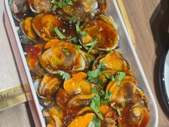 秘制蚬子-街角等你.大连海鲜烧烤.经典铁板海鲜串(西安路店)