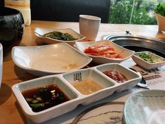 -唯成•韩国炭火烤肉 유성고기