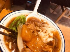 云吞牛腩面-彩虹站·香港烧腊茶餐厅