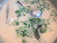 千岛湖有机鱼头汤-三品香·江浙菜(松江九谊店)