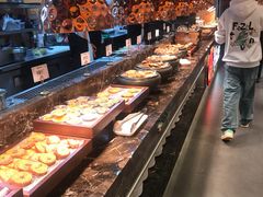 -黑金·寻焰自助百汇·烤肉·火锅(中街店)