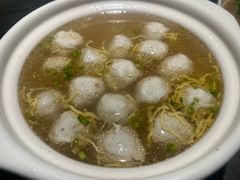 酸辣手打鲅鱼丸-前海沿·青岛菜(大拇指广场石老人店)