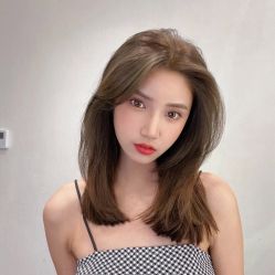 -妃格美发沙龙·烫发·染发