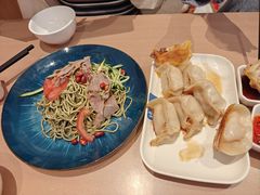 芝麻酱牛肉花生冷面-韩海丽特色美食(秀州路店)