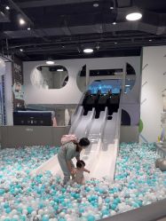 -MINI MARS KIDS CLUB亲子家庭中心(长宁天山店)