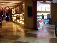 -唛客疯量贩式KTV(金飞达广场店)