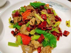 -犇逸·乐山跷脚牛肉·四川现炒(览海店)