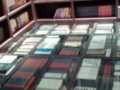 -钟书阁(松江泰晤士小镇店)