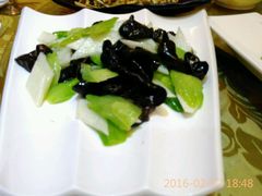 -南湖春色海鲜食府(中兴街店)