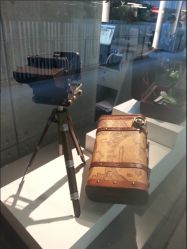 橱窗设计-霓·Hair