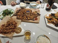 -何适山庄 ·可团建(水长城P2停车场店)