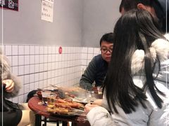 -老街烧烤大排档·地道湖北菜·龙虾馆(汉口火车站店)