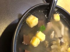 -回味鸭血粉丝汤(新城市广场店)