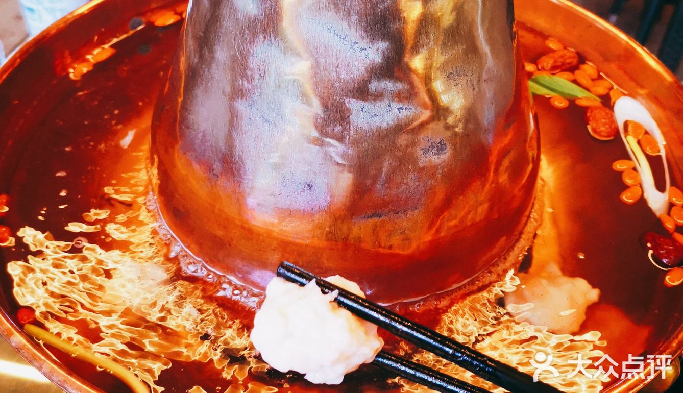 畅饮畅吃的铜炉热气羊肉来啦！[礼花][礼花][礼花]