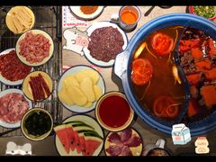 重庆红油经典鸳鸯锅-王歘歘·chuǎ火锅(五道营店)