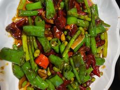 尖椒肥肠-漫渡庄绿岛花园•隐世庭园菜(滨湖店)
