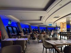 -中央电视塔旋转餐厅