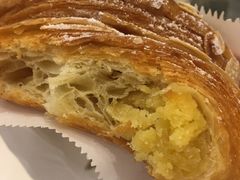 杏仁牛角包-老佛爷饼店