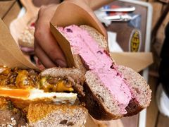 -Catch Bagel(芳草地店)