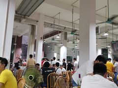 大堂-标记美食新鲜猪杂(兴南大道店)