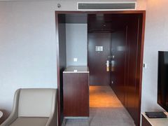 -上海龙之梦万丽酒店