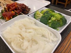 -川成串·自助串串香火锅(朝阳店)