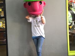 -莓园冰淇淋店