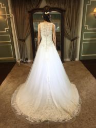 -LANYI COUTURE高级婚纱礼服改衣店