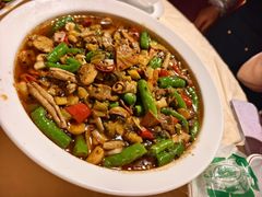 双椒鸡杂-柏合黄记豆腐皮饭店