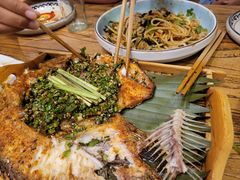 傣味烤罗非鱼-遇见阿家村云南菜(魏公村店)