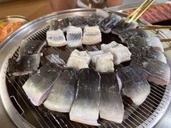 -围炉肉舍丹东海鲜烤肉·烤活鳗(步行街店)