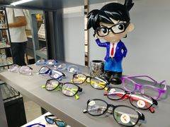 -回瑞眼镜·蔡司·依视路官方授权店(广益路万达店)